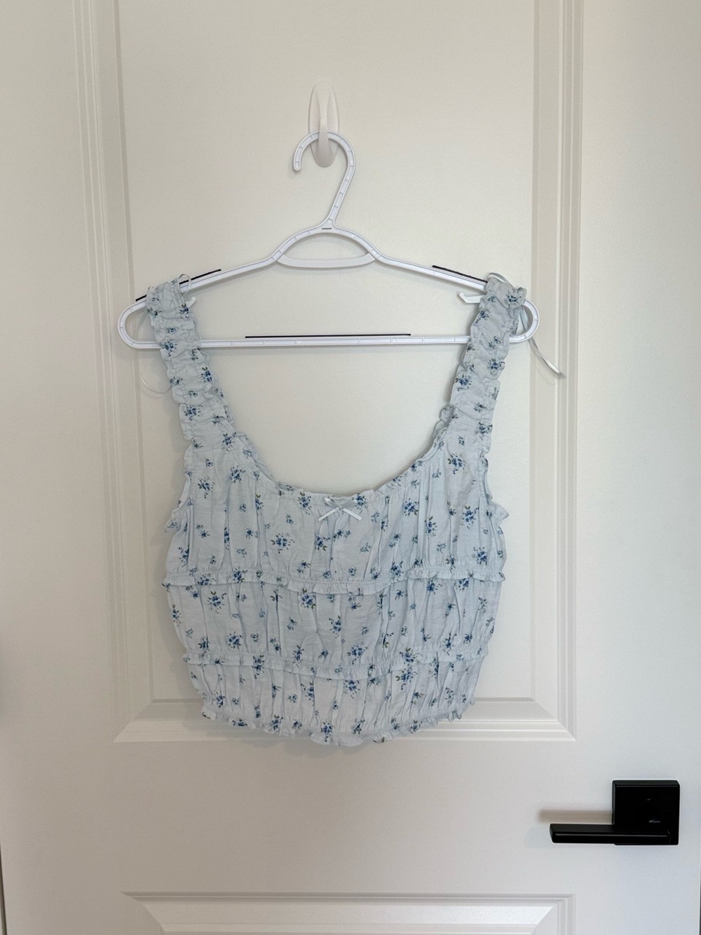 Love Tree Light Blue Floral Ruffled Tank Top